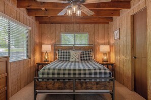 3 عدّة غرف نوم ومكتب وواي فاي وملاءات أسرّة