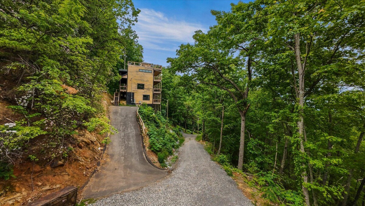 Photo 129 of Skyscraper Chalet | Rooftop Pool | Ober Mountain Views