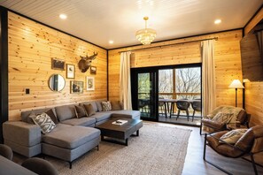 Televisión, videojuegos y futbolito