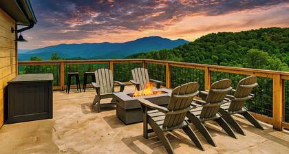 Skyscraper Chalet | Rooftop Pool | Ober Mountain Views