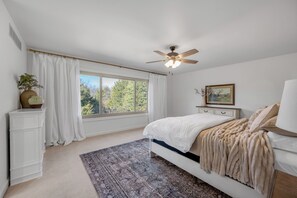 5 chambres, fer et planche à repasser, Wi-Fi gratuit, draps fournis