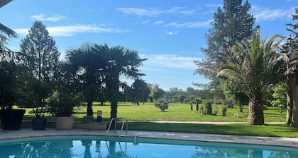 BEL Appartement Dans Propriété DE Caractère, Avec Piscine Chauffée