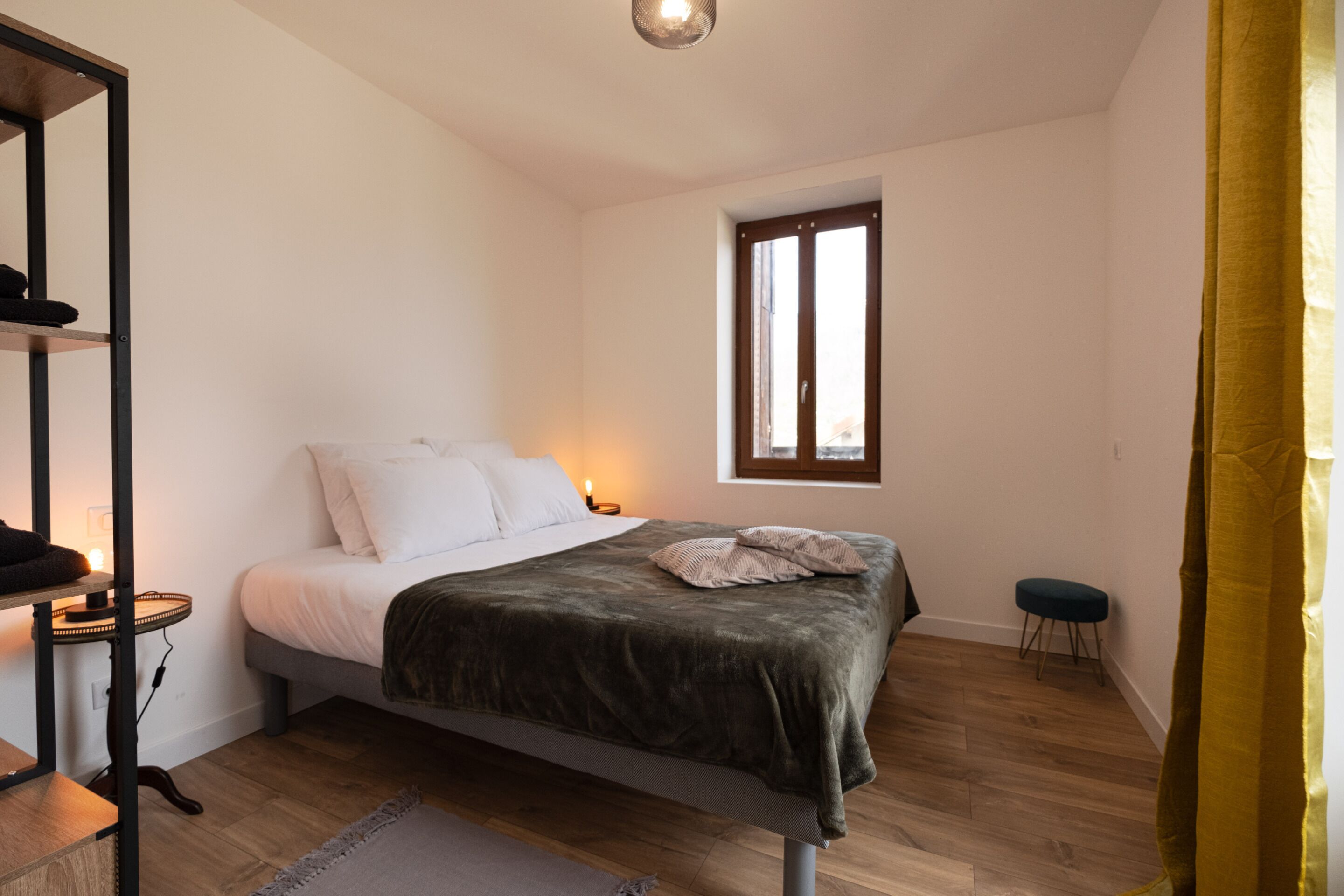 Double Room, Ensuite, Mountain View (Belle étoile)