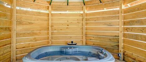 مغطس سبا داخلي