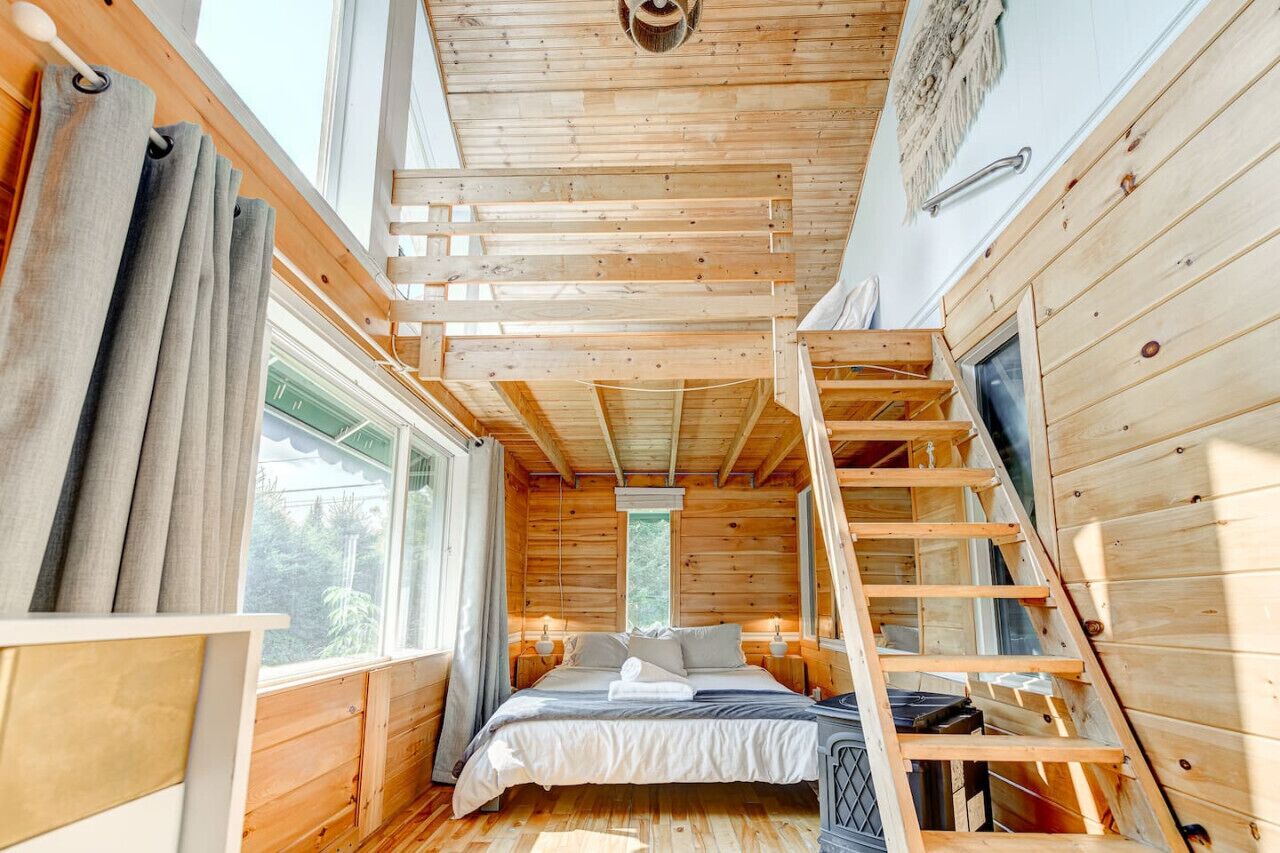 3 bedrooms, travel crib, free WiFi, bed sheets