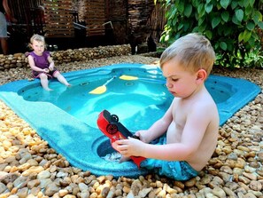 Portable bath seat - Atha Safari Resort & Riverside Camping (Udawalawa)