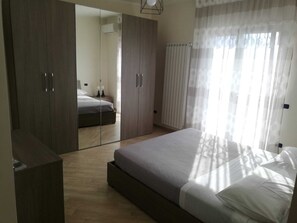 4 chambres, literie de qualité supérieure, couette en duvet d'oie