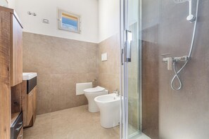 Apartemen | Kamar mandi | Pengering rambut