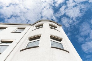 Front of property - Wandery Hostel Dessau (Dessau-Rosslau)