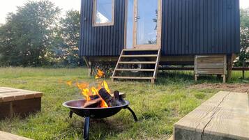 Cabin | Property grounds