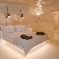 Casa | 2 quartos, escrivaninha