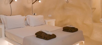 Dream on Adamas Milos