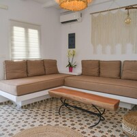 Casa | 2 quartos, escrivaninha