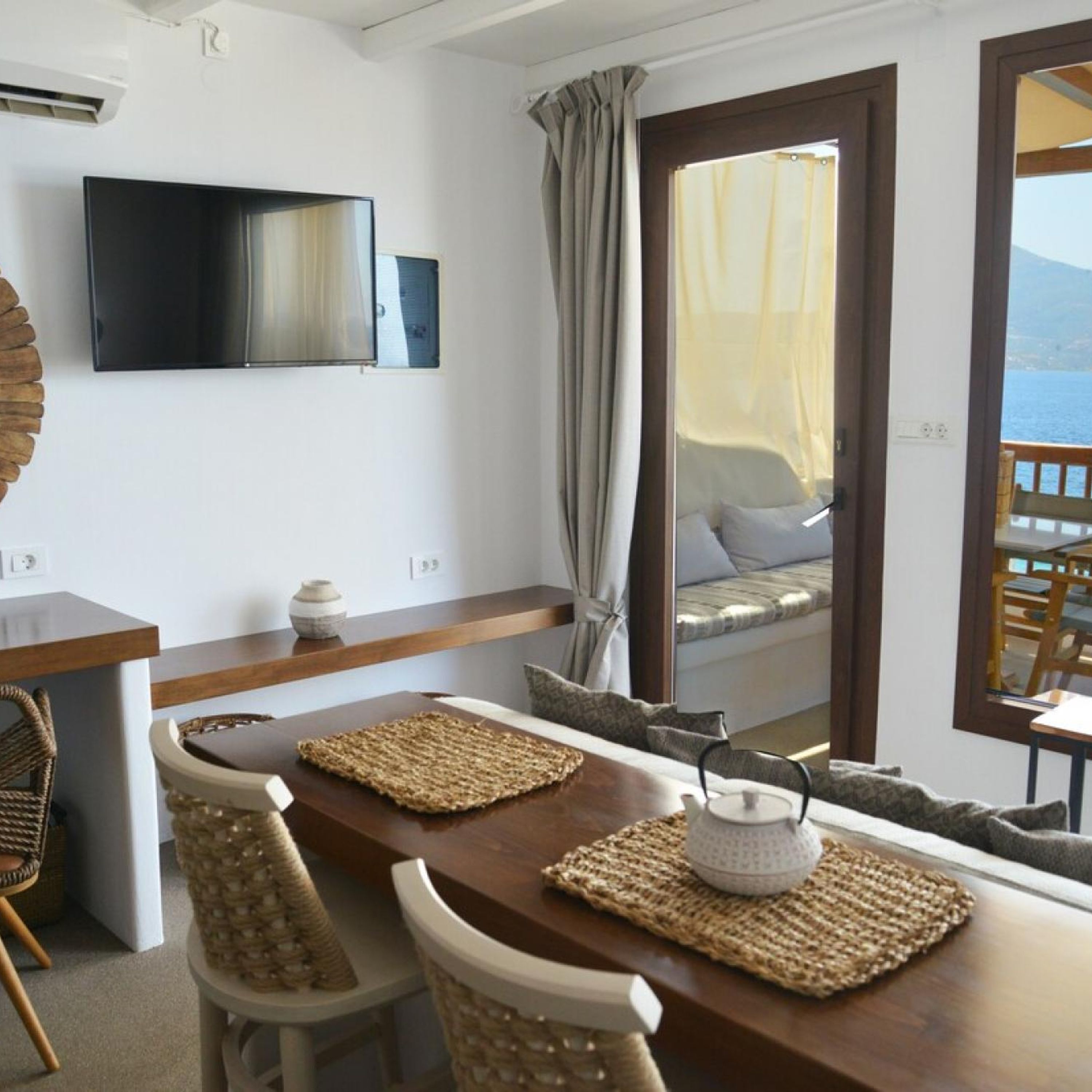 2 habitaciones y escritorio 