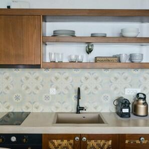 Private kitchen - Honeymoon Klima Suite (Milos)