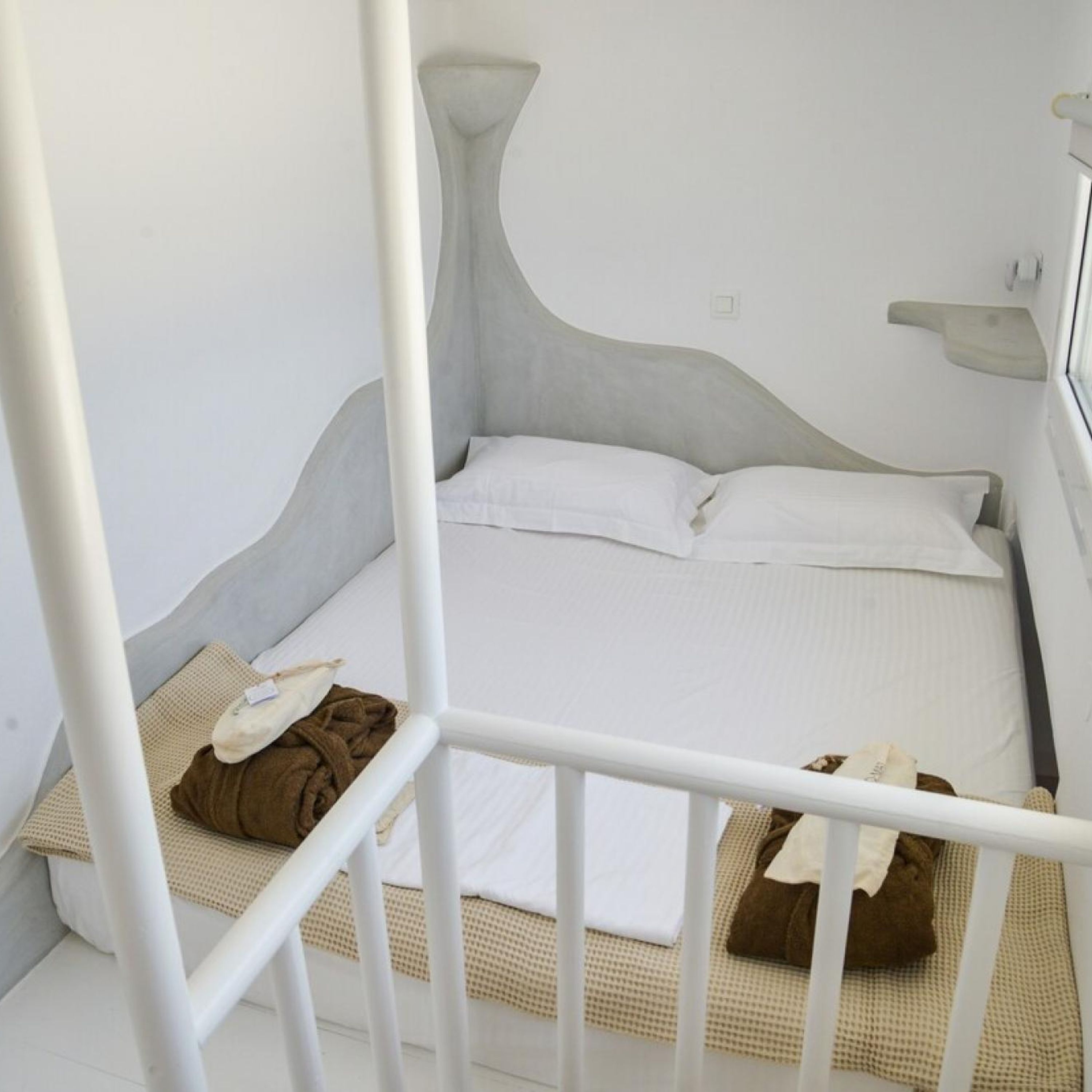 ห้องสวีท | 2 ห้องนอน, โต๊ะทำงาน