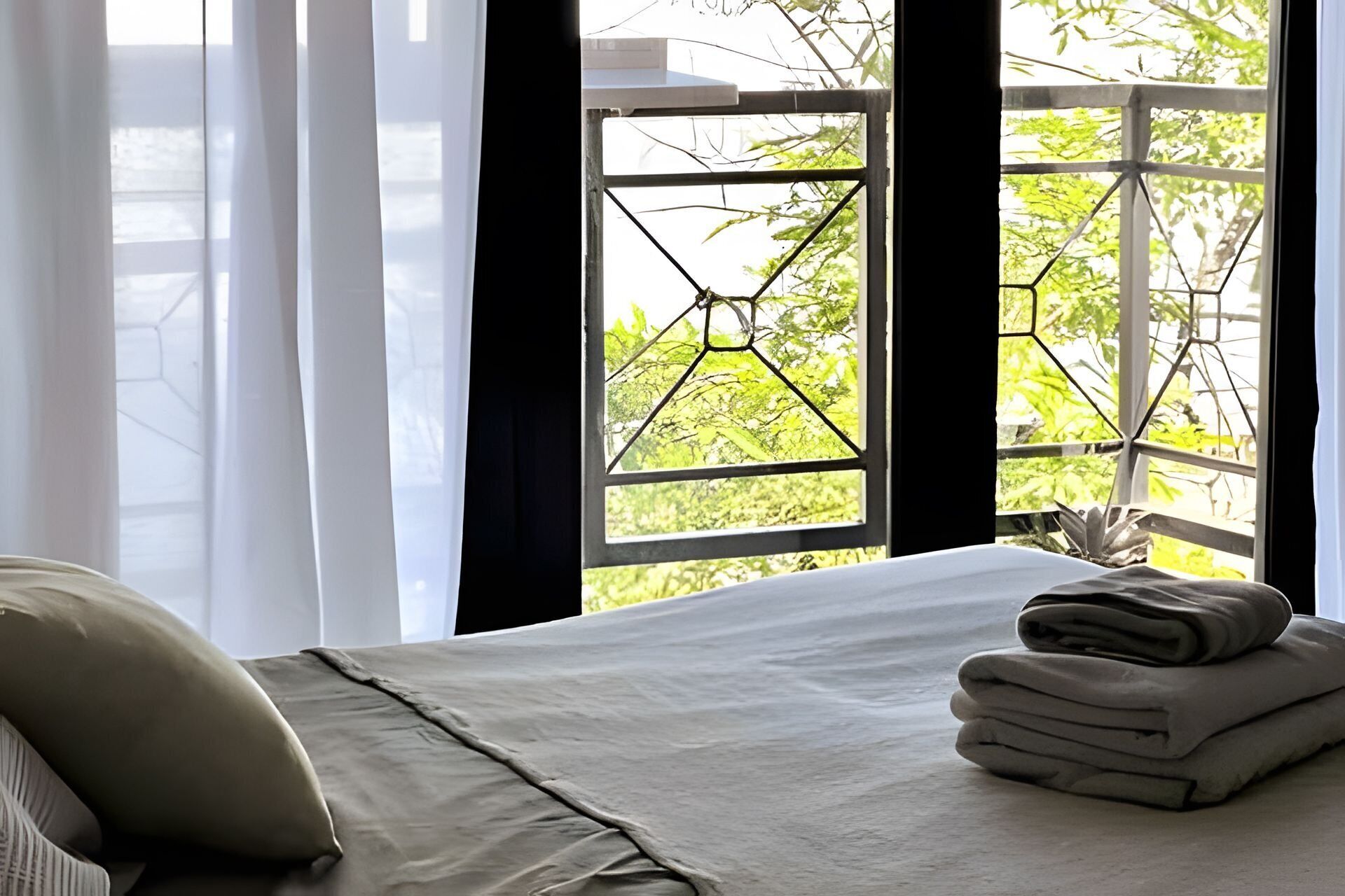 アイロン / アイロン台、インターネット、ベッドシーツ