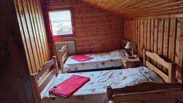 1 camera, ferro/asse da stiro, culla da viaggio, Wi-Fi