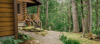 The Lodge at Hawthorn Haven