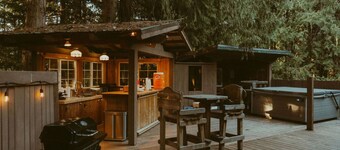 Olympic Holiday Haus - Entire Country Estate