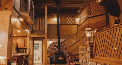 Olympic Holiday Haus - Main Chalet