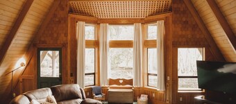 Olympic Holiday Haus - Main Chalet