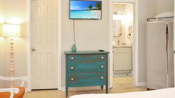 Townhome, Multiple Beds (The Palms 2B) | 4 bedrooms, iron/ironing board