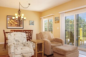 Apartamento, varias camas (Club at Cape San Blas 1C - Sandpiper) | Zona de estar
