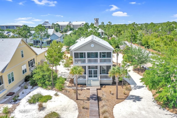 Hus - flere senge (Saltwater Serenity) | Udendørsområde