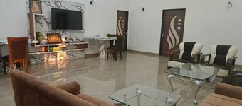 "Discover Serenity: Madhuban Villa - Your Perfect Escape in Mahabaleshwar