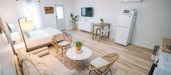 The Guest House at 5th & Carter