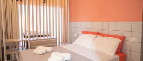 1 bedroom, in-room safe, iron/ironing board, travel cot