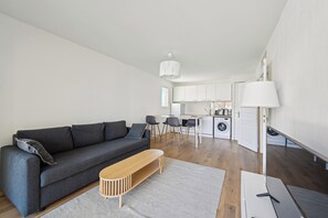 Living area - Appartement Ensoleillé Avec Terrasse à Cannes (Cannes)