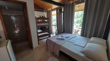 Suite familiar, vista al río | 1 habitación, wifi gratis y ropa de cama