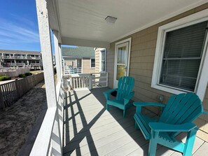 Terrace/patio - Sea Captain's Cottage Oceanfront (Kill Devil Hills)