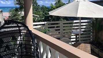 Beach/ocean view