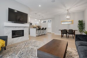TV, fireplace, offices