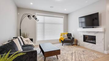 TV, fireplace, offices