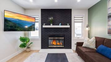 TV, fireplace, offices