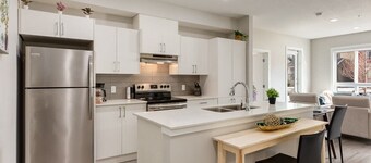 Pet Friendly Apartment w/ Free Underground Parking