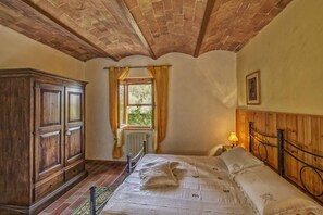 1 habitación, cuna de viaje y wifi gratis 