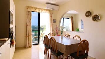 Apartment | Tempat makan