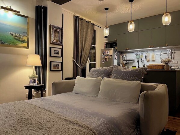 1 habitación, tabla de planchar con plancha, wifi y ropa de cama 