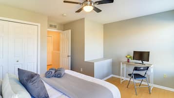 2 bedrooms, desk, iron/ironing board, Internet