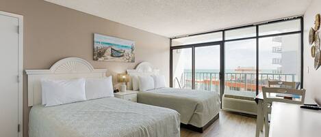 Bügeleisen/Bügelbrett, Internetzugang, Bettwäsche