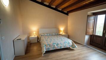 3 Schlafzimmer, Bügeleisen/Bügelbrett, Bettwäsche