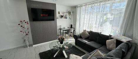 Casa | Área de sala de estar | Televisión