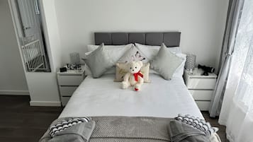 Ferienhaus | 3 Schlafzimmer, Bügeleisen/Bügelbrett, kostenloses WLAN, Bettwäsche