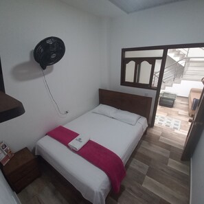 Basic Room | Free WiFi - Hotel Torrado (Ocaña)