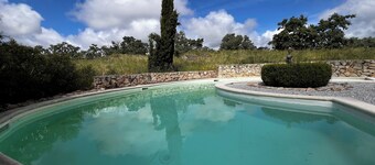 Casa Grande, spacious, stylish two bedroom Casa, close to Castelo de Vide